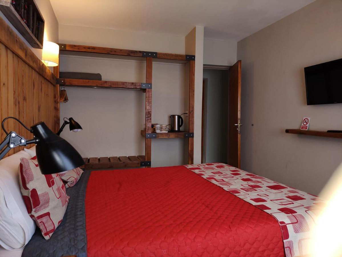 Hostal El Korú San Carlos de Bariloche Exterior foto